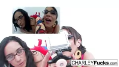 play Bruna lesbiche pornostars charley chase & amico go wild with dildo e orale sesso