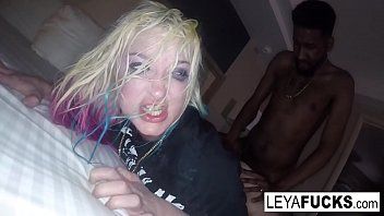 play Negrotei aus Afrika fickt Hardcore ein gutes Sexgirl