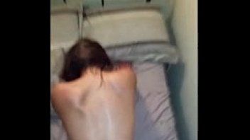 play Xnxx-films met een student die gestraft wordt door een seksleraar met veel seks
