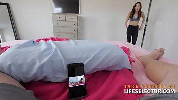 play Pizdulice filmado con el teléfono cuando hace xxx