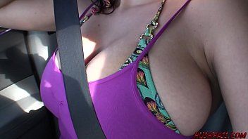 play xxx con estrellas rusas mujer con grandes tetas hace xxx pervertida en el coche
