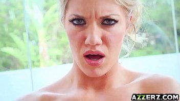 play Candice dare dostaje dwa kutasy w swojej cipce i seksownej dupie