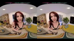 play Rothaarige VR-Pornostarin Jessica Ryan in intensiver POV-Ficksession mit Strümpfen
